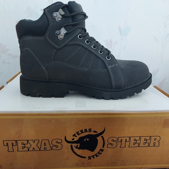 Timberland Other - NWB Men's Work Boot. SIZE 8.